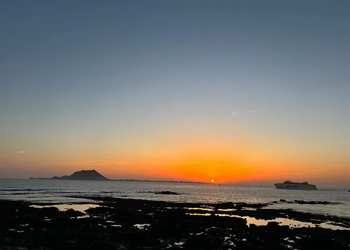 Corralejo hotels near Lobos Island
