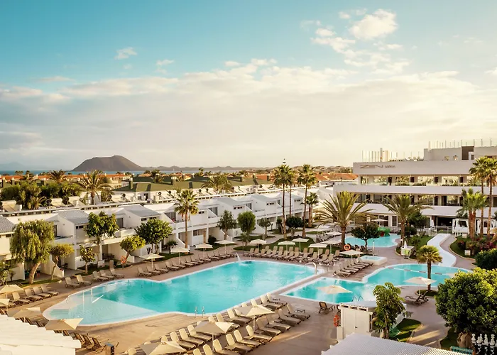 Corralejo Hotels With Pool near Acua Water Park